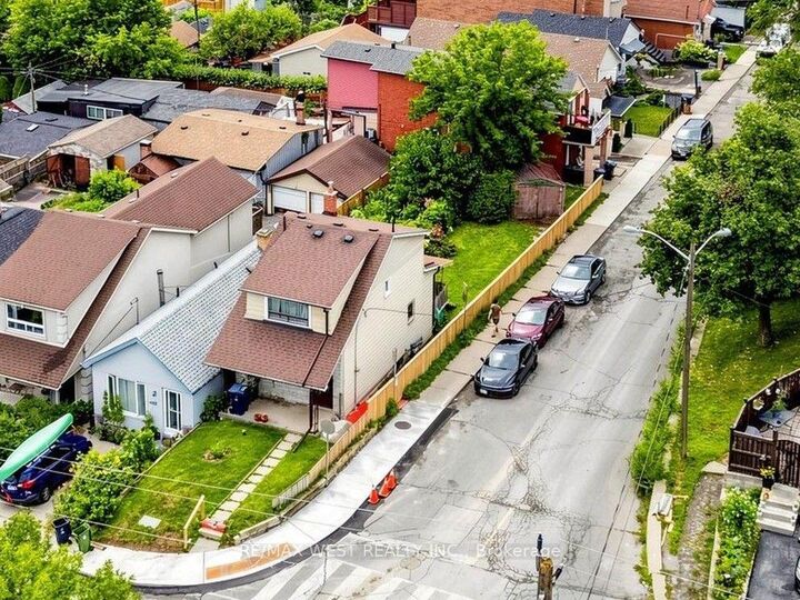 Property Photo: 410 Silverthorn Avenue ON M6M 3H2
