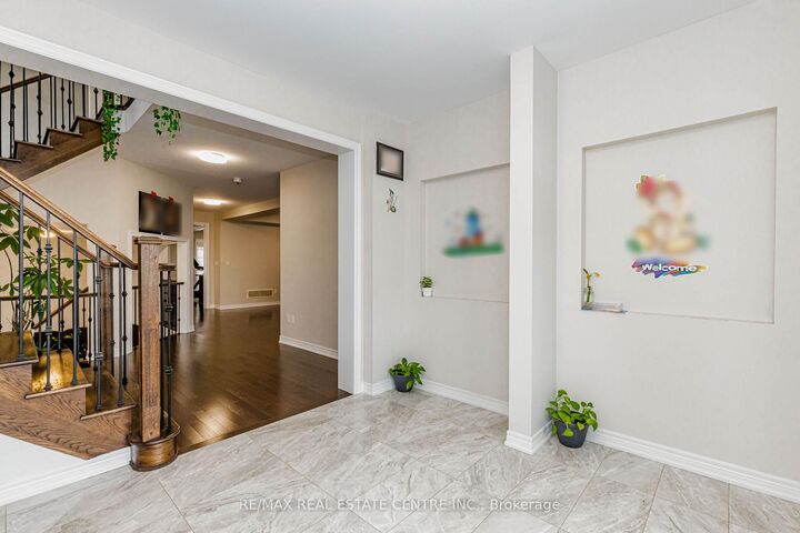 Property Photo:  1332 Blackmore Street  ON L9S 0J8 