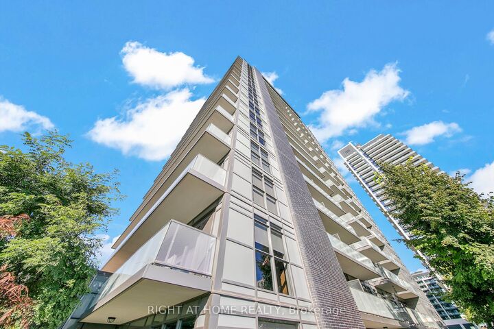 Property Photo: 65 Oneida Crescent 903 ON L4B 0G9