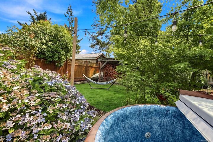 Property Photo:  744 Newcastle Ave  BC V9P 1G1 
