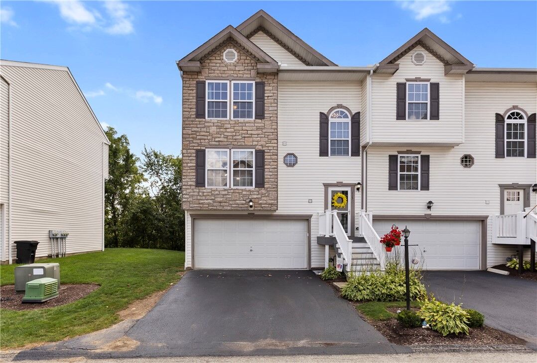 Property Photo: 113 Mizpark PA 15601
