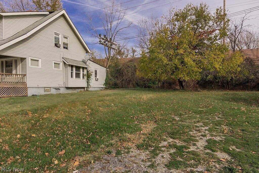 Property Photo: 821 E 131st Street OH 44108