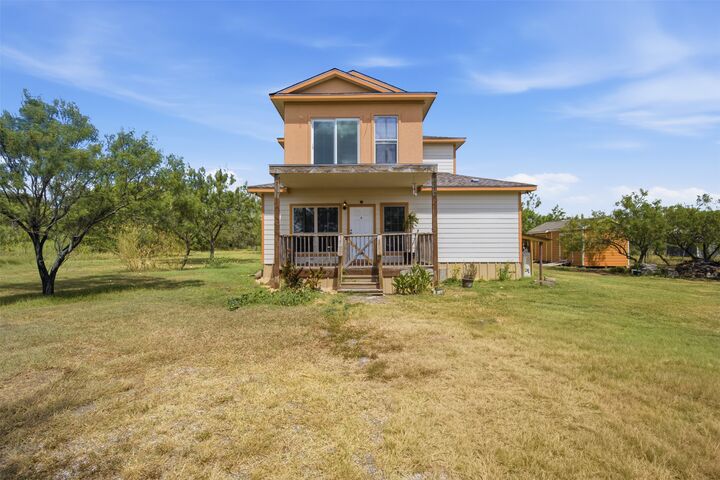 Property Photo:  600 Highland Ranch Way  TX 78616 