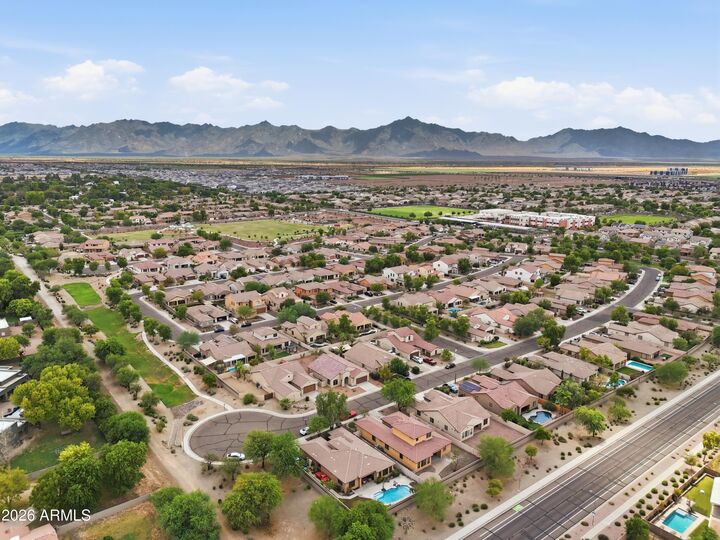 Property Photo: 5322 W Coles Road AZ 85339