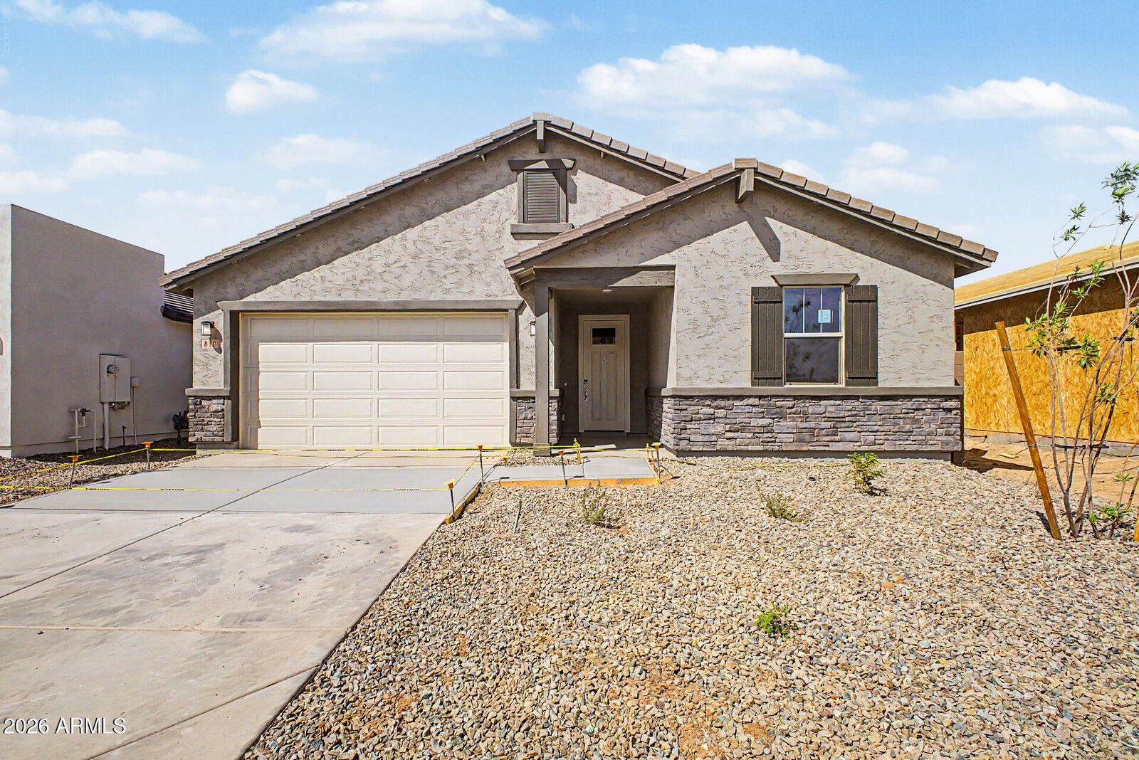 Property Photo:  810 W Angelina Drive  AZ 85140 