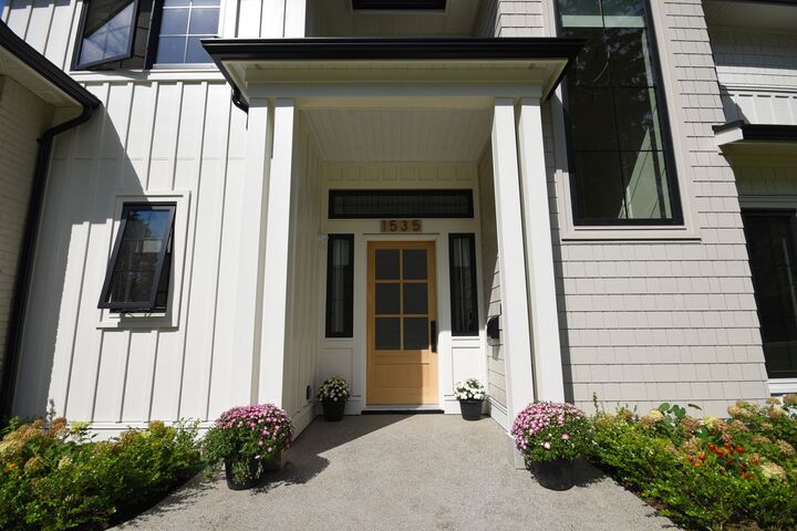 Property Photo: 1535 128 Street BC V4A 3T9