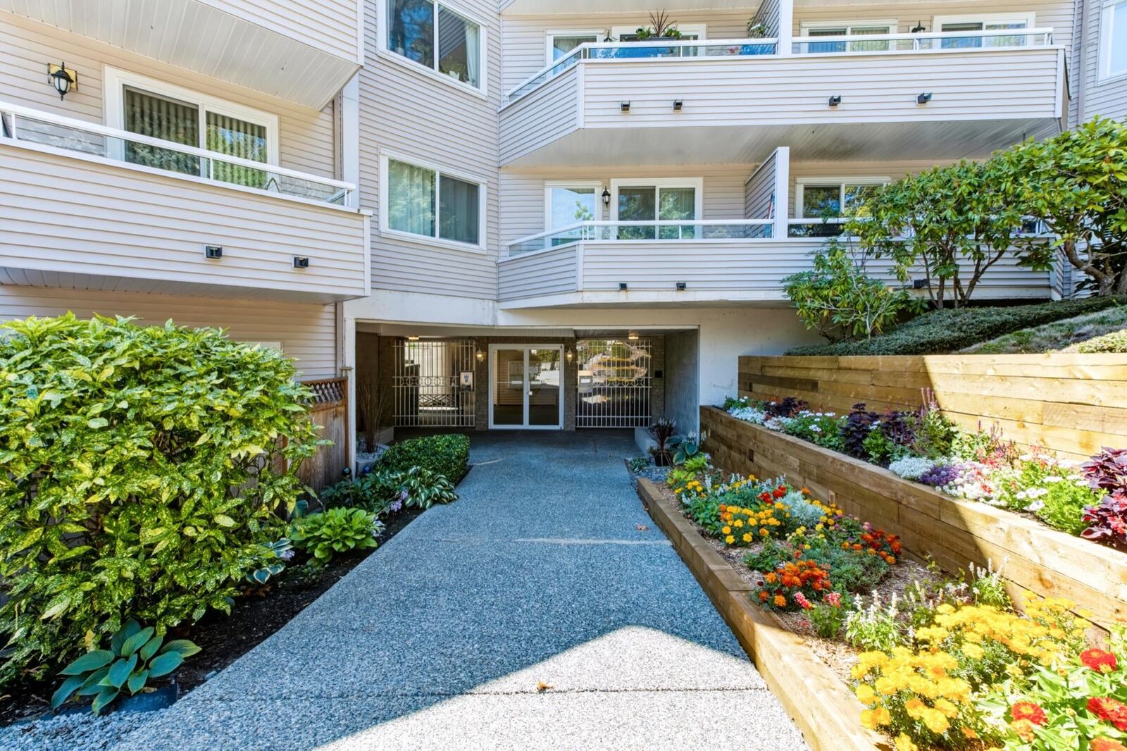 Property Photo:  450 Bromley Street 310  BC V3K 6S5 
