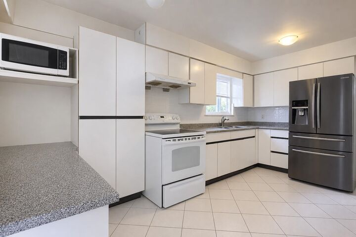 Property Photo: 1743 E 49th Avenue BC V5P 1T1