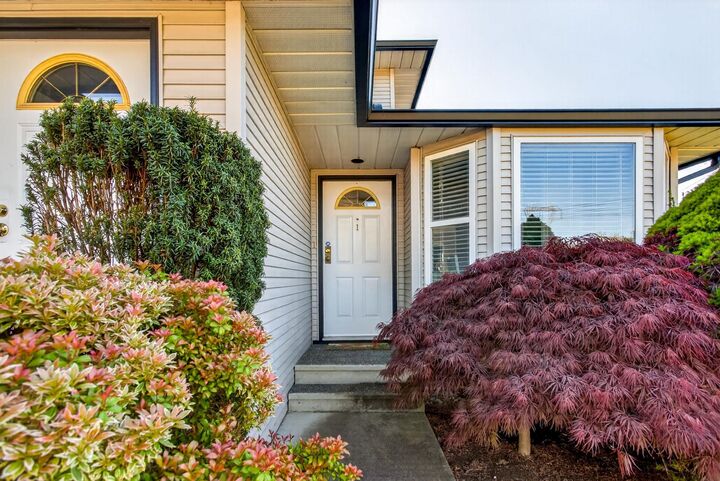 Property Photo:  34332 Maclure Road 1  BC V2S 7S8 