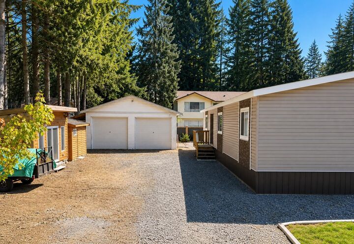 Property Photo: 3940 204 Street BC V3A 1X4
