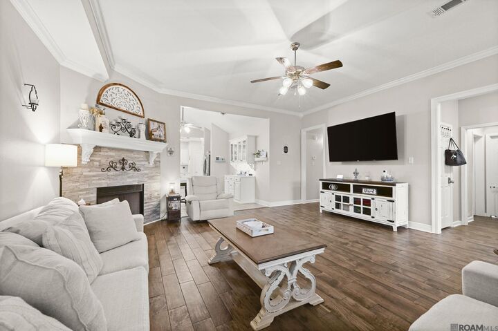 Property Photo: 43267 Sycamore Bend Ave LA 70737