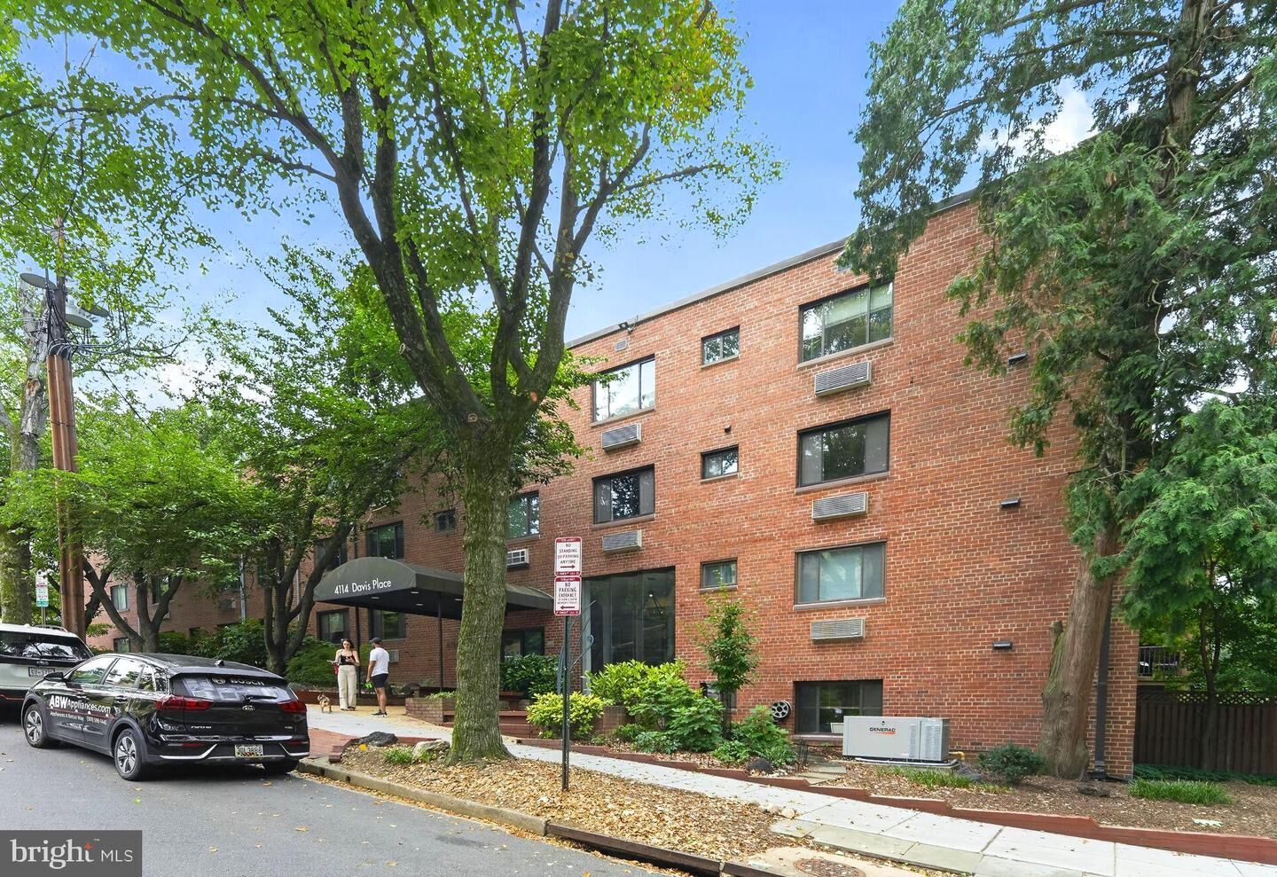 Property Photo: 4114 Davis Place NW 213 DC 20007