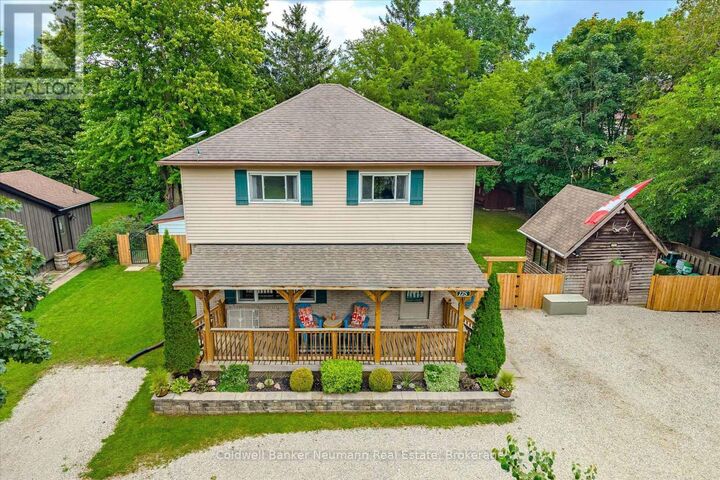 Property Photo:  175 Division Street  ON N0B 2K0 