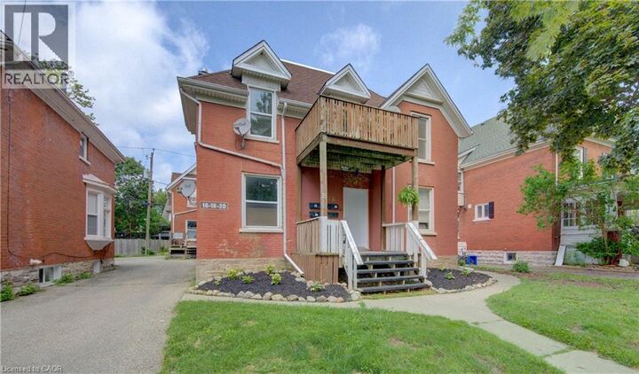 Property Photo:  14 Brubacher Street 10  ON N2H 2V9 