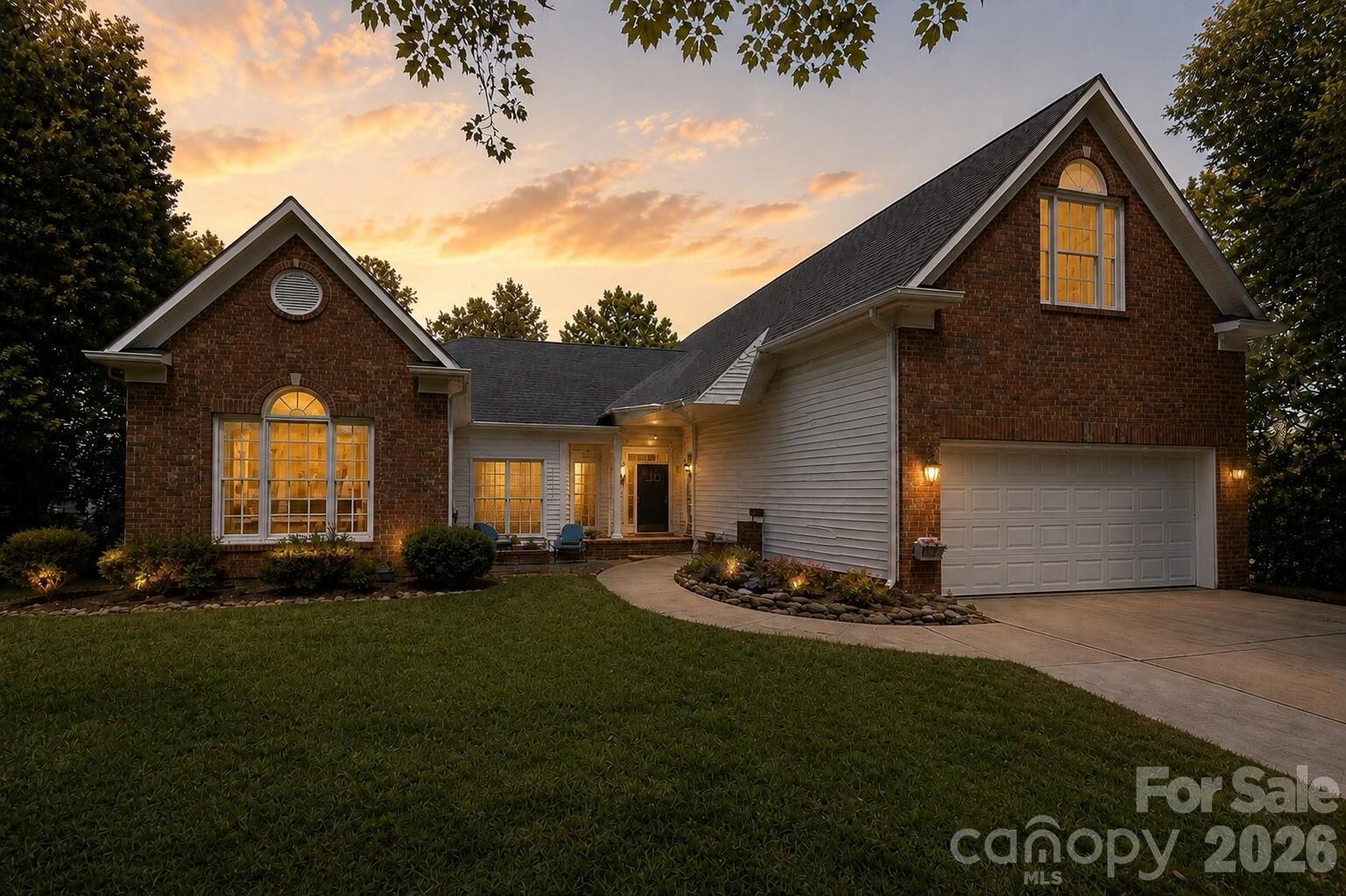 Property Photo: 5508 Tullamore Lane NC 28269