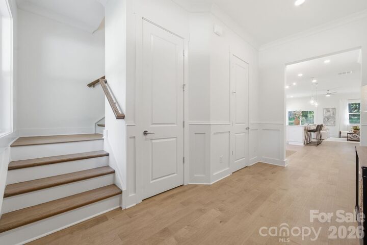 Property Photo:  612 Camelot Drive  NC 28144 