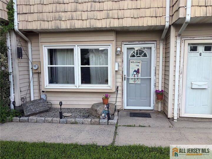 Property Photo: 172 Roosevelt Avenue F NJ 07008