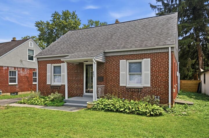 Property Photo: 883 W 9th Avenue OH 43212