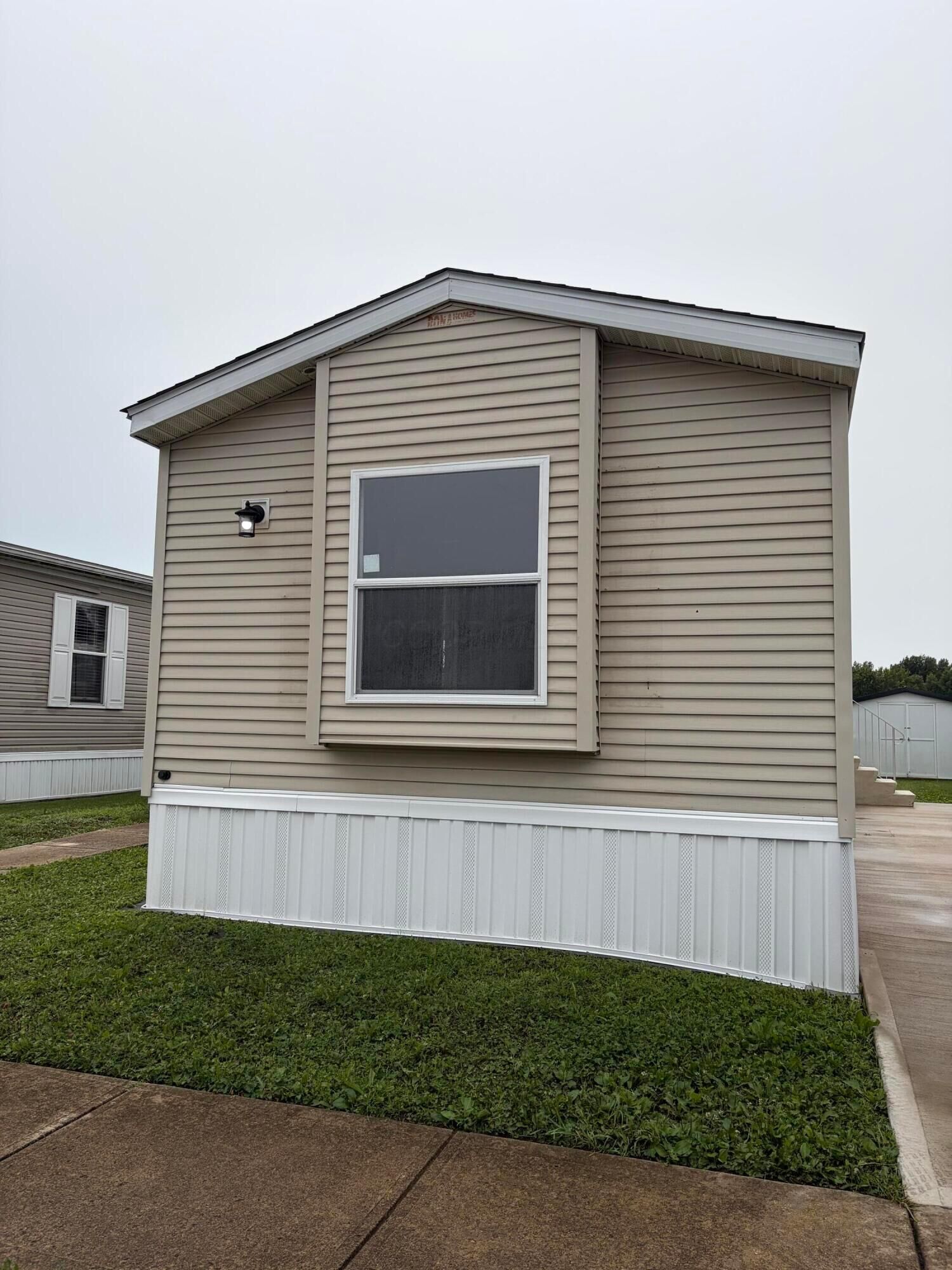 Property Photo: 301 Ronald Drive OH 43062