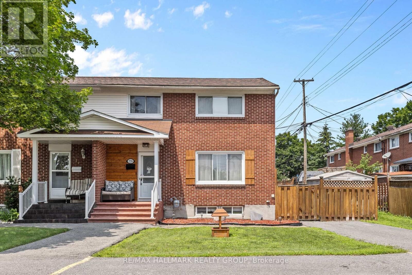 Property Photo: 779 Borthwick Avenue ON K1K 2M5