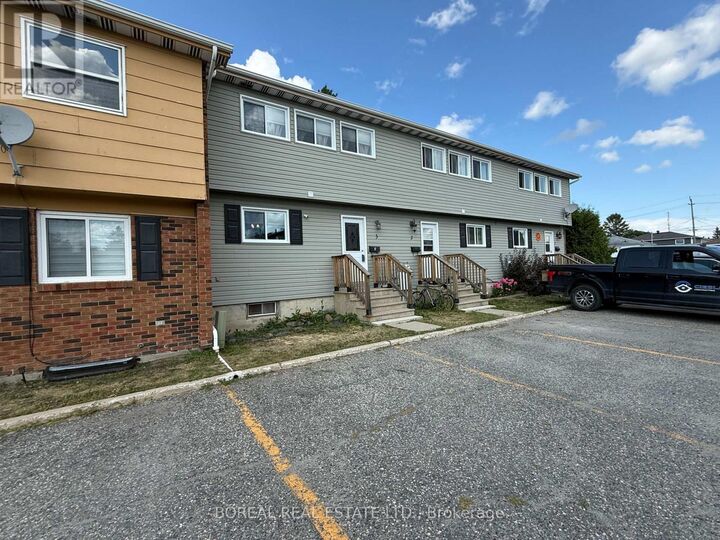 Property Photo:  577 College Street 3  ON P4N 7Y9 