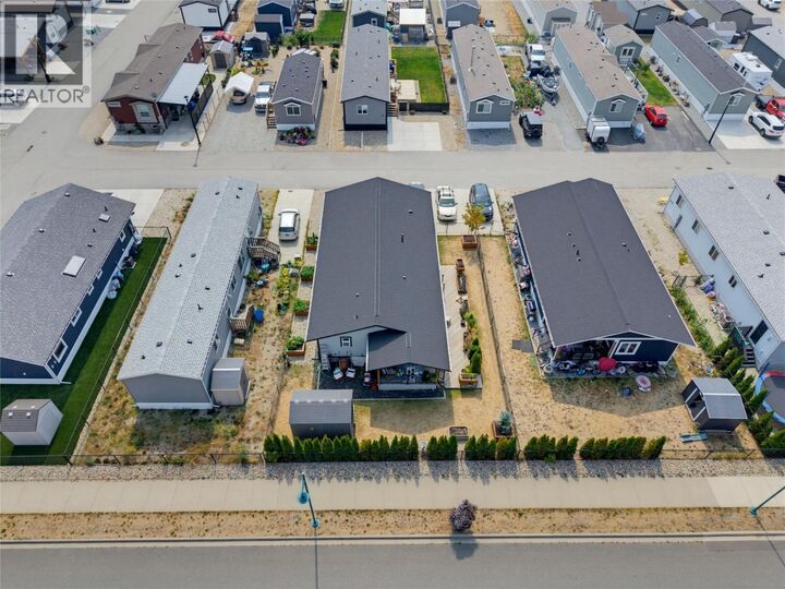 Property Photo: 1705 Hillier Road 11 BC V0E 2V4