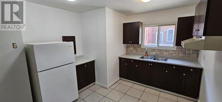 Property Photo:  634 Wellington St  ON P6A 2M5 