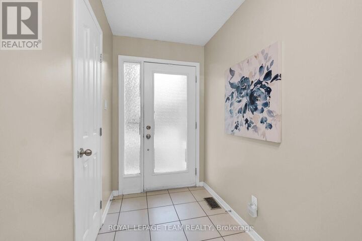 Property Photo:  137 Corinth Private  ON K2E 0A8 
