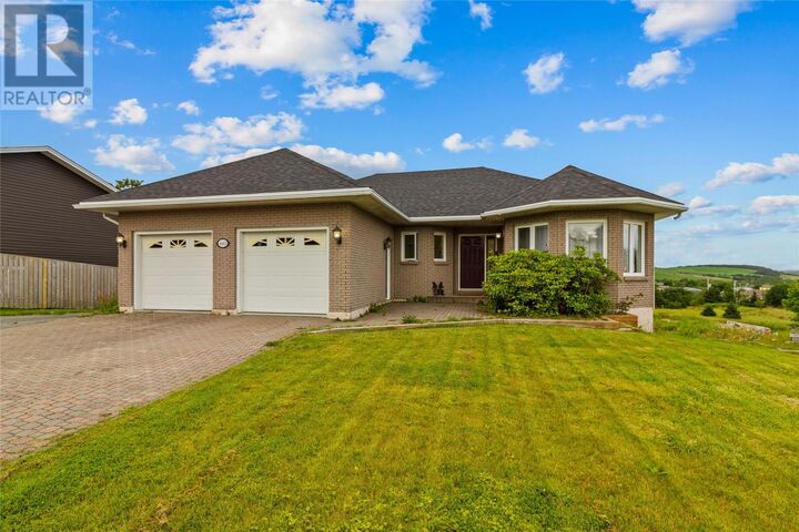 463 Main Road — photo 1
