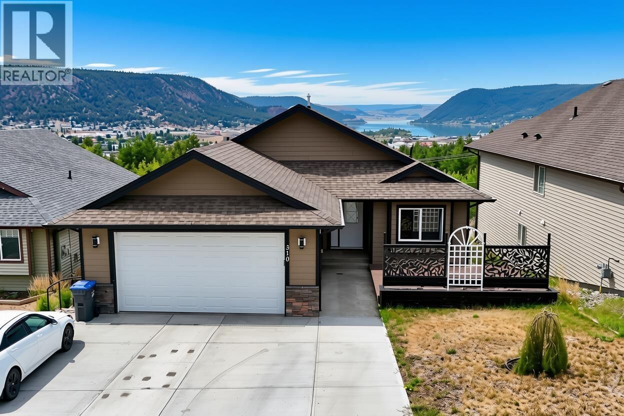 Property Photo: 310 Foster Way BC V2G 5N5