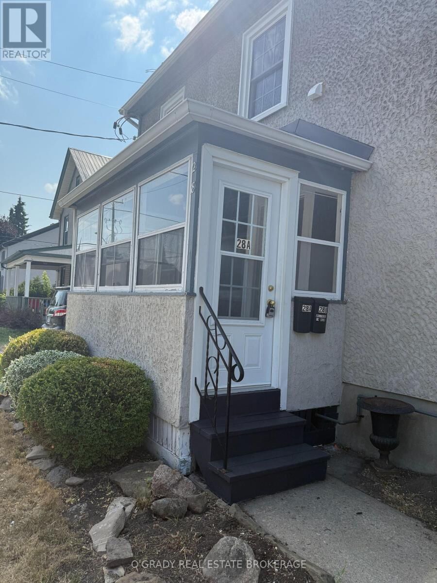Property Photo:  28 James Street East  ON K6V 1K2 