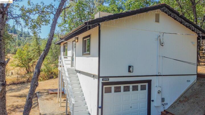 Property Photo: 20472 Sherry Lane CA 95372