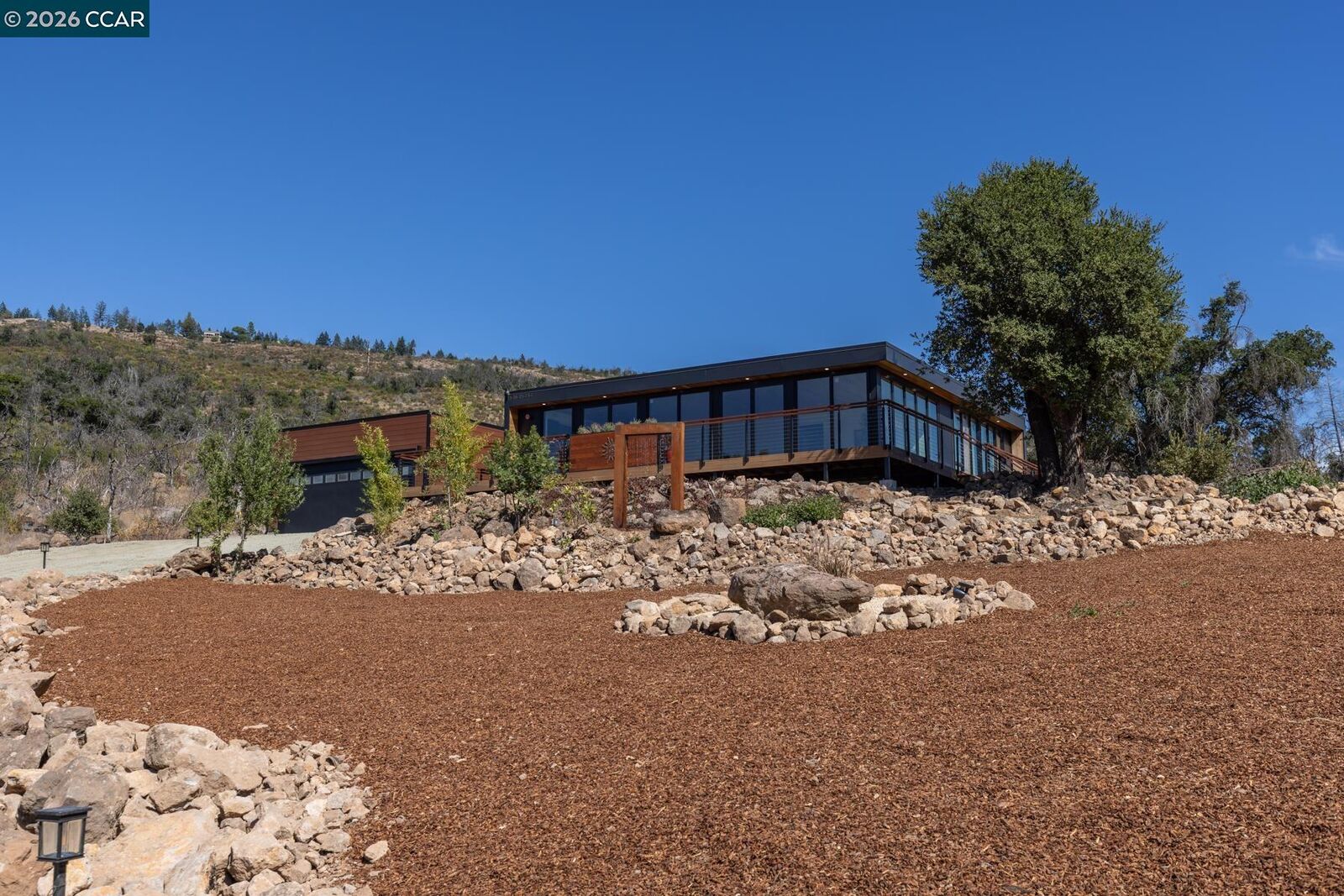 Property Photo: 139 Oak St CA 94574