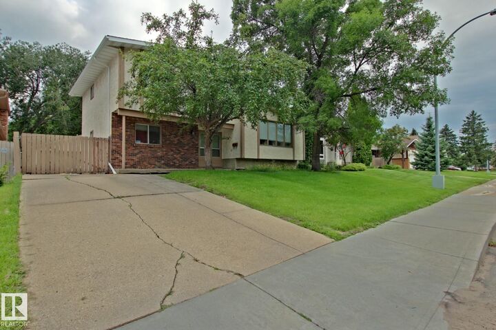Property Photo: 18107 89 Avenue NW AB T5T 0Z7