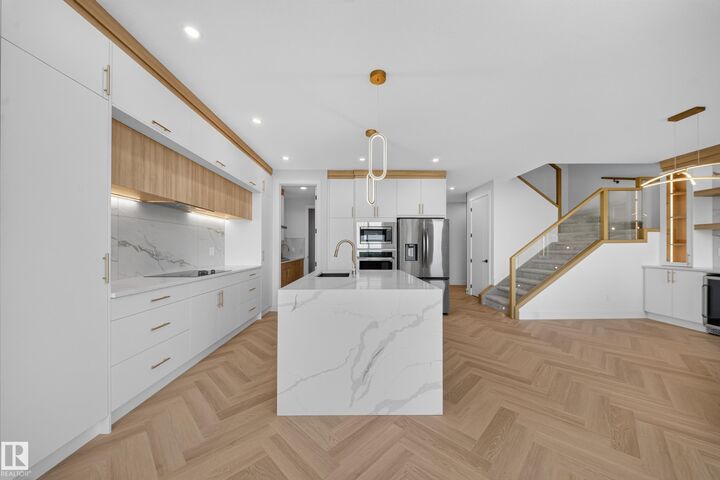 6394 17 St NE — photo 1