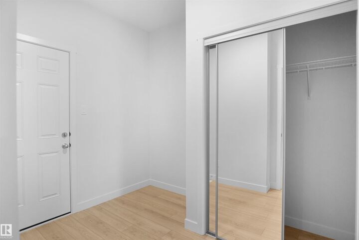 Property Photo:  22948 82 Avenue NW  AB T5T 4H5 