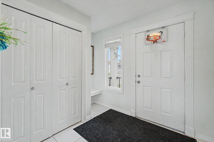 Property Photo: 3236 21 Street NW AB T6T 0A8