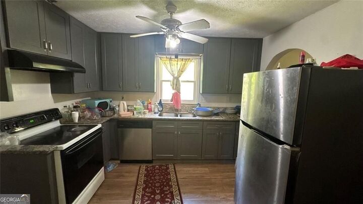 Property Photo: 1053 Redan Trail GA 30088