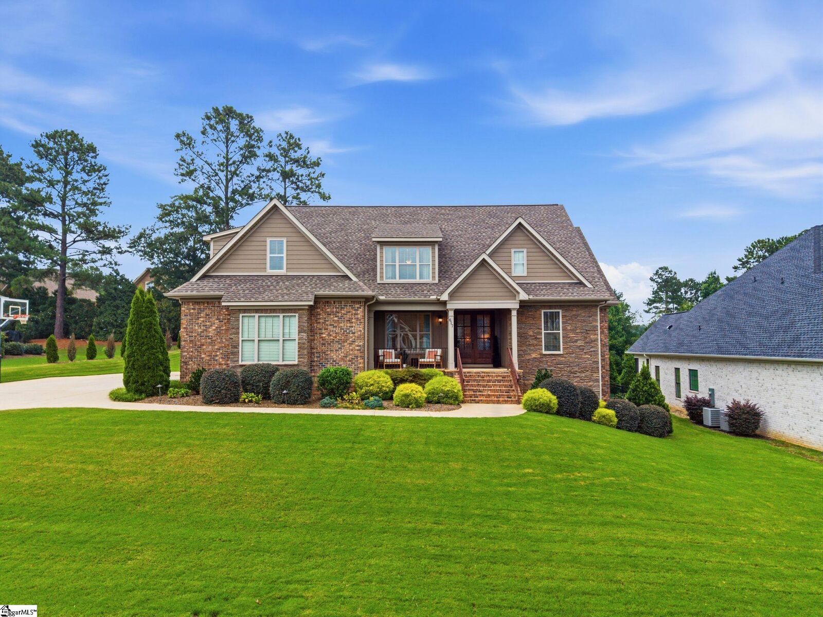 Property Photo: 617 Crowe Creek Trail SC 29349