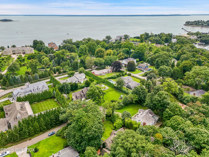 Property Photo:  6 Charter Oak Lane  CT 06830 