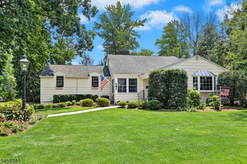Property Photo: 791 Knollwood Ter NJ 07090