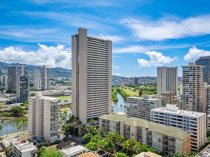 Property Photo:  2092 Kuhio Avenue 2405  HI 96815 