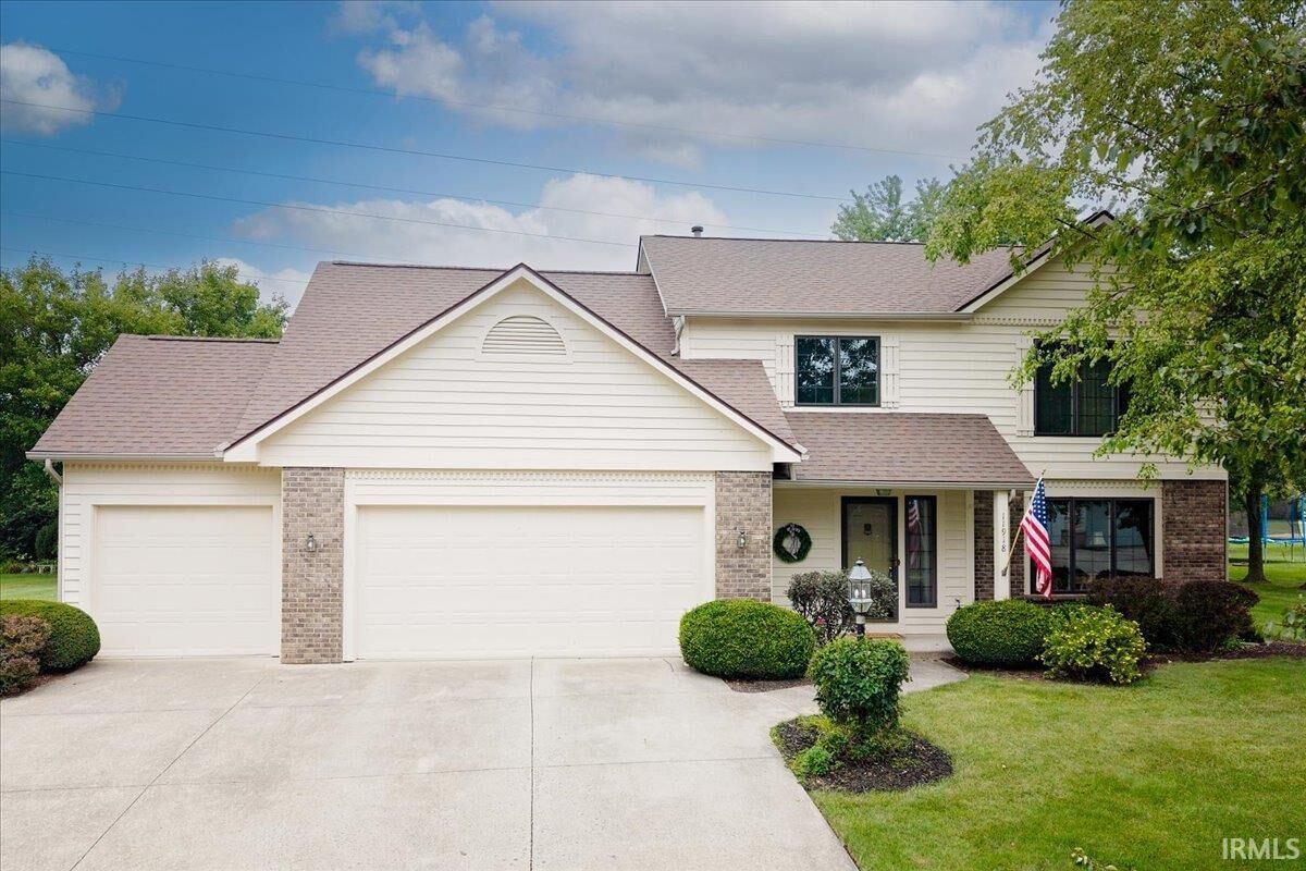 Property Photo: 11918 Eagle Creek Place IN 46814