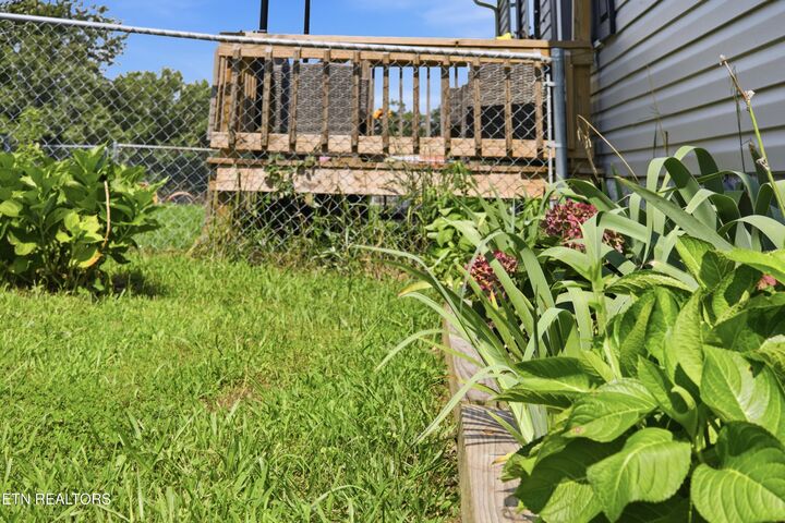 Property Photo:  3309 Airport Rd  TN 37854 