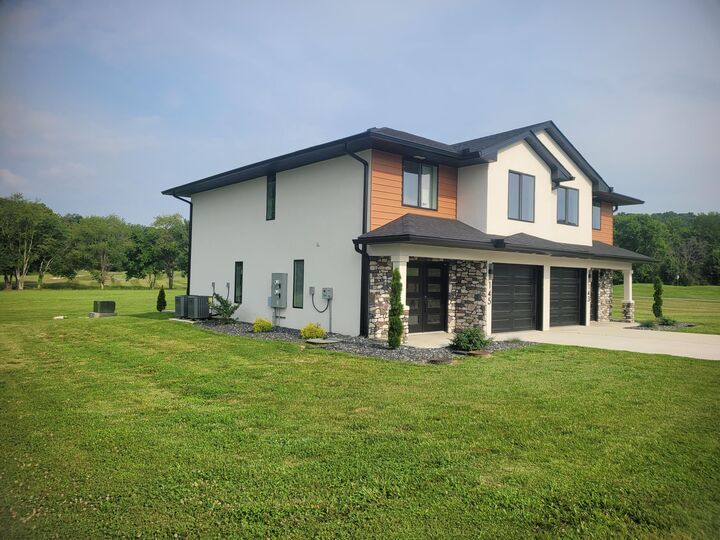 Property Photo:  145 Crooked Creek Drive  KY 40744 