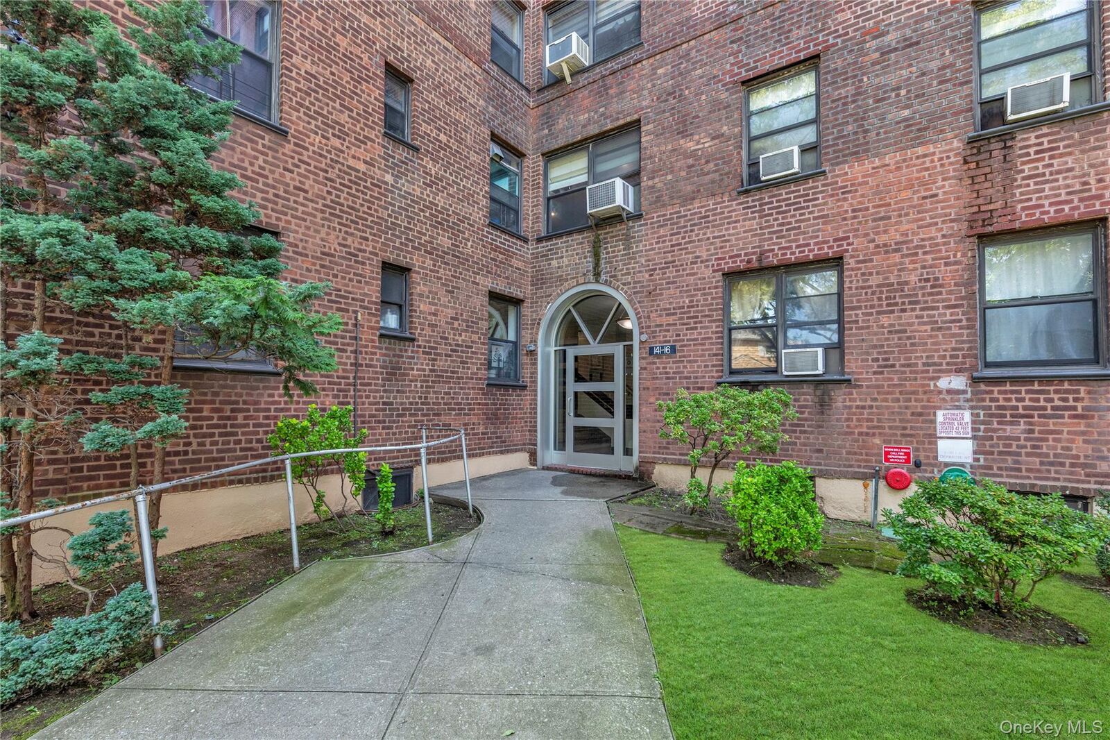 Property Photo:  141-16 25th Road 2C  NY 11354 