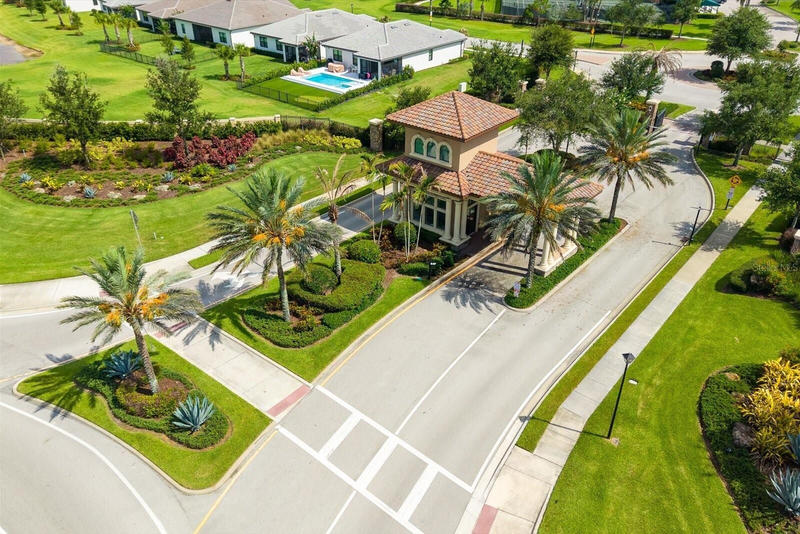 Property Photo:  218 SE Longview Drive  FL 34984 