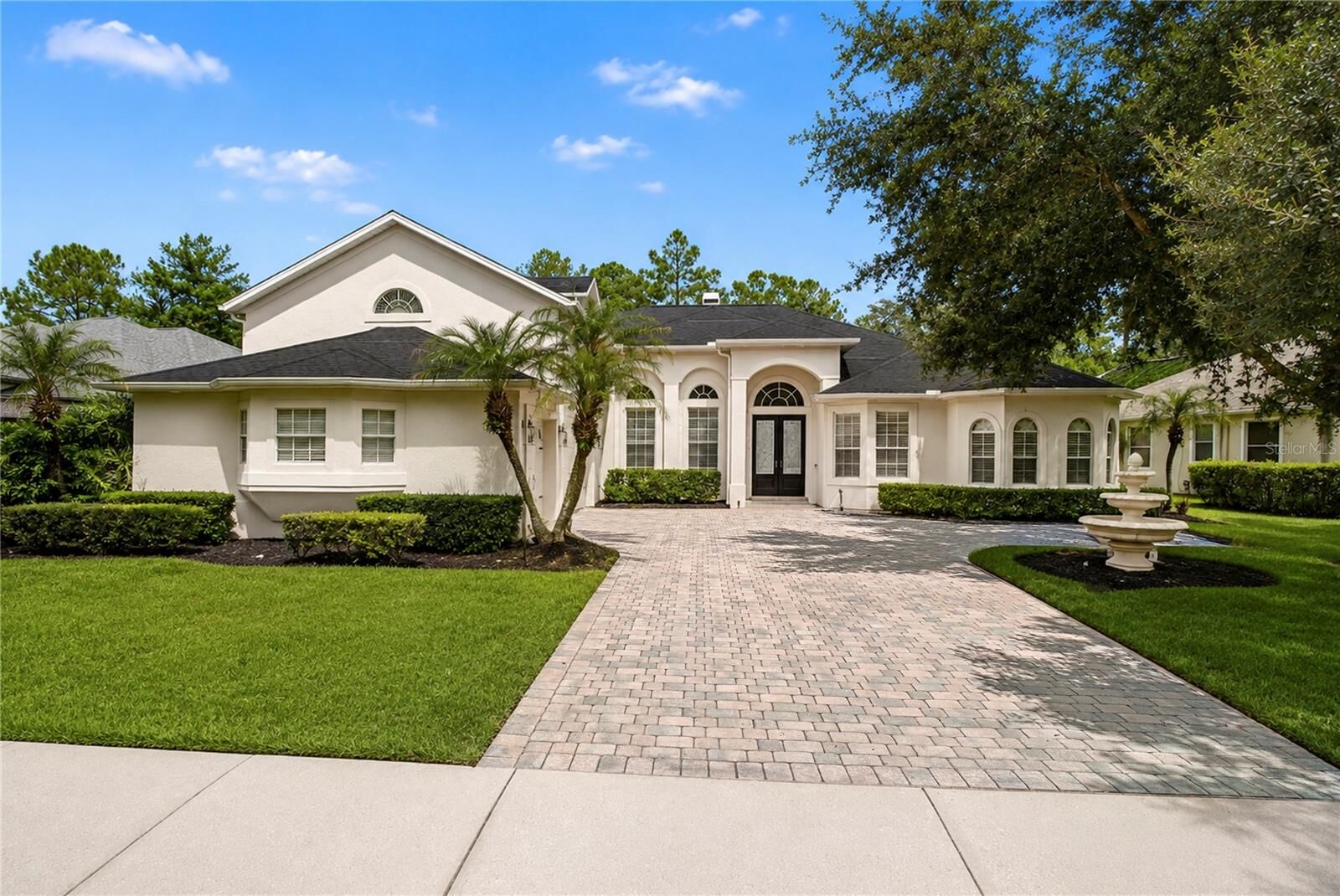 Property Photo:  2710 Regal Pine Trail  FL 32766 