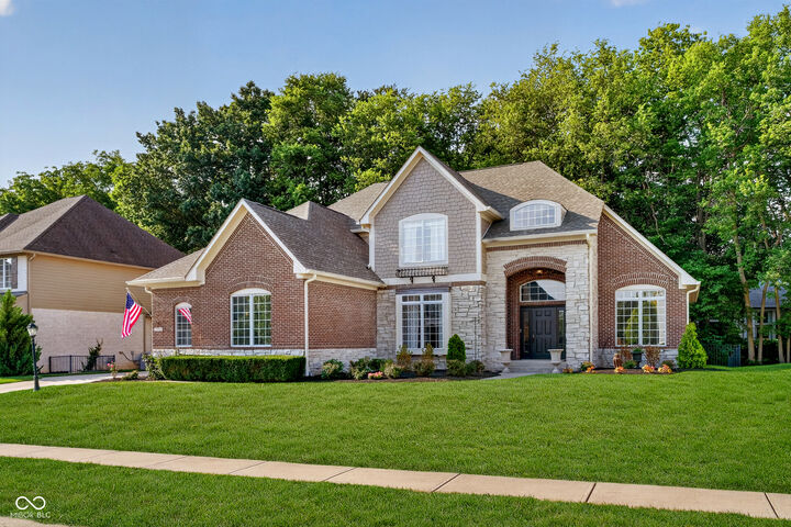 Property Photo: 13712 Fairwood Drive IN 46055