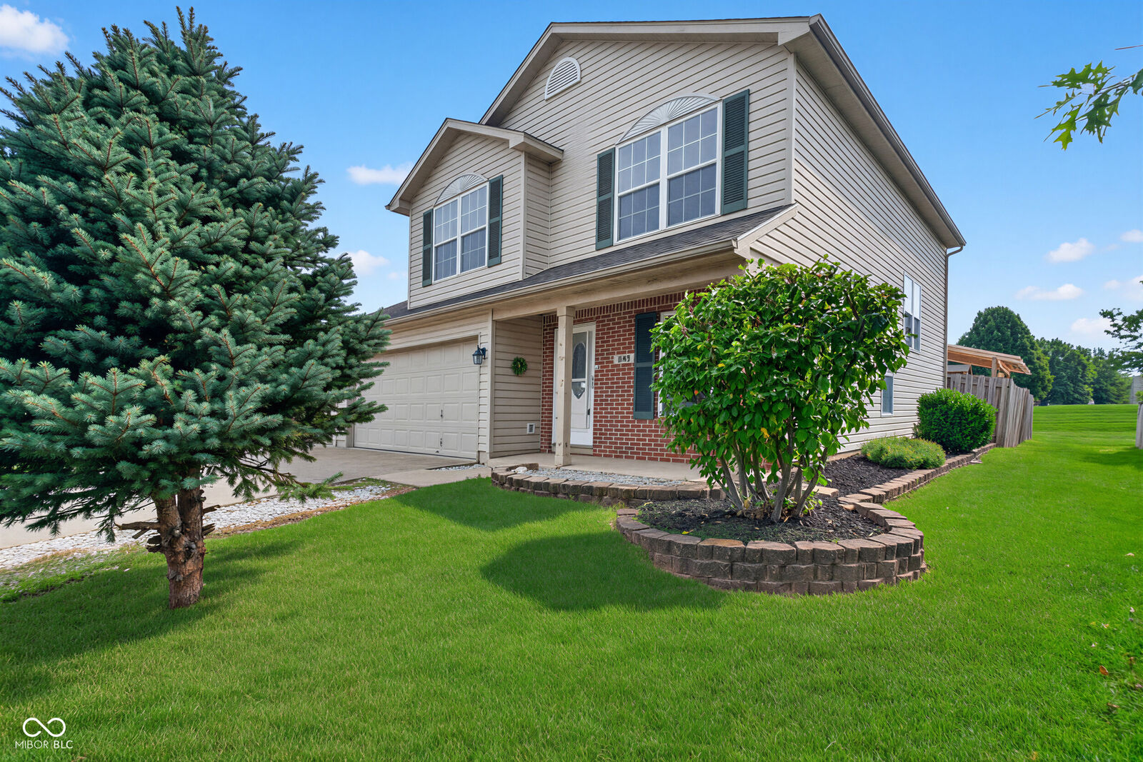 Property Photo:  605 Sunmeadow Lane  IN 46123 